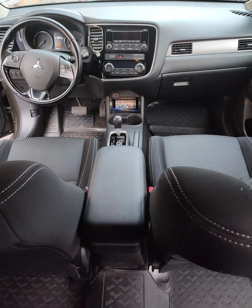 Mitsubishi Outlander, 2016г, полный привод, вариатор