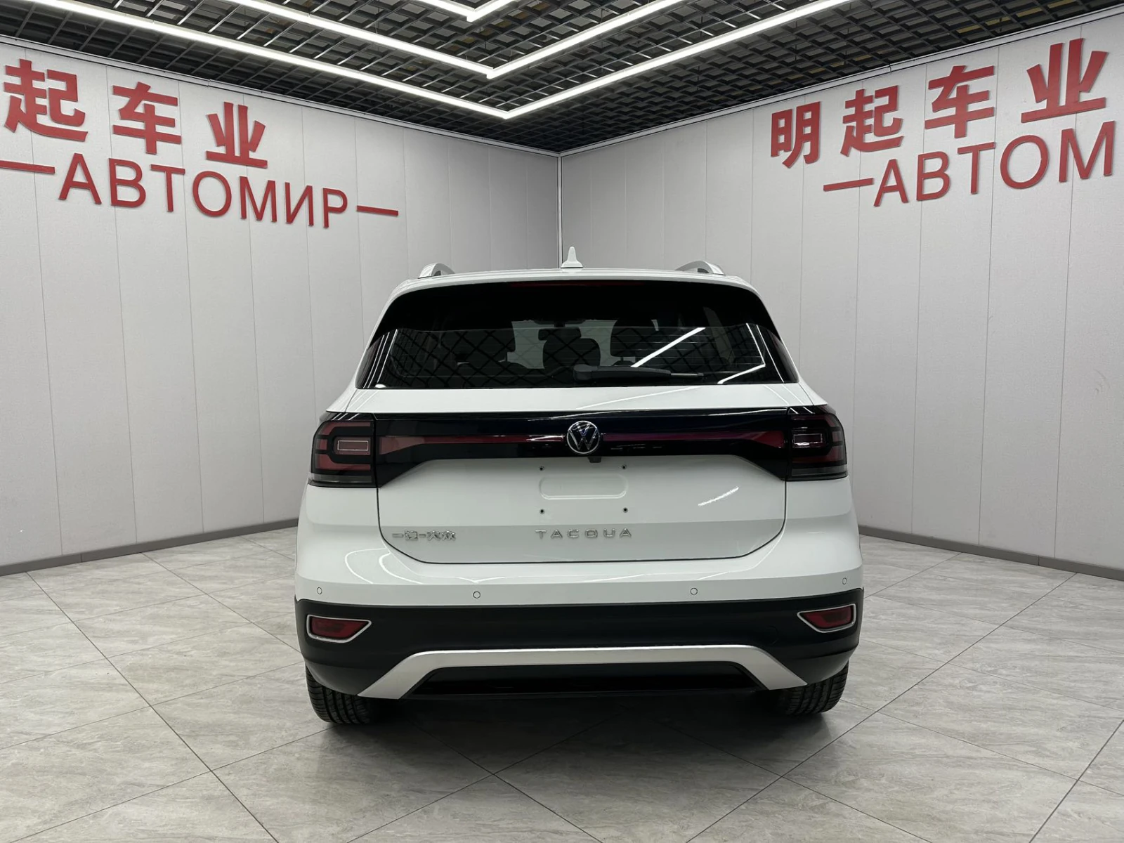 Volkswagen Tacqua, 2022г, передний привод, автомат