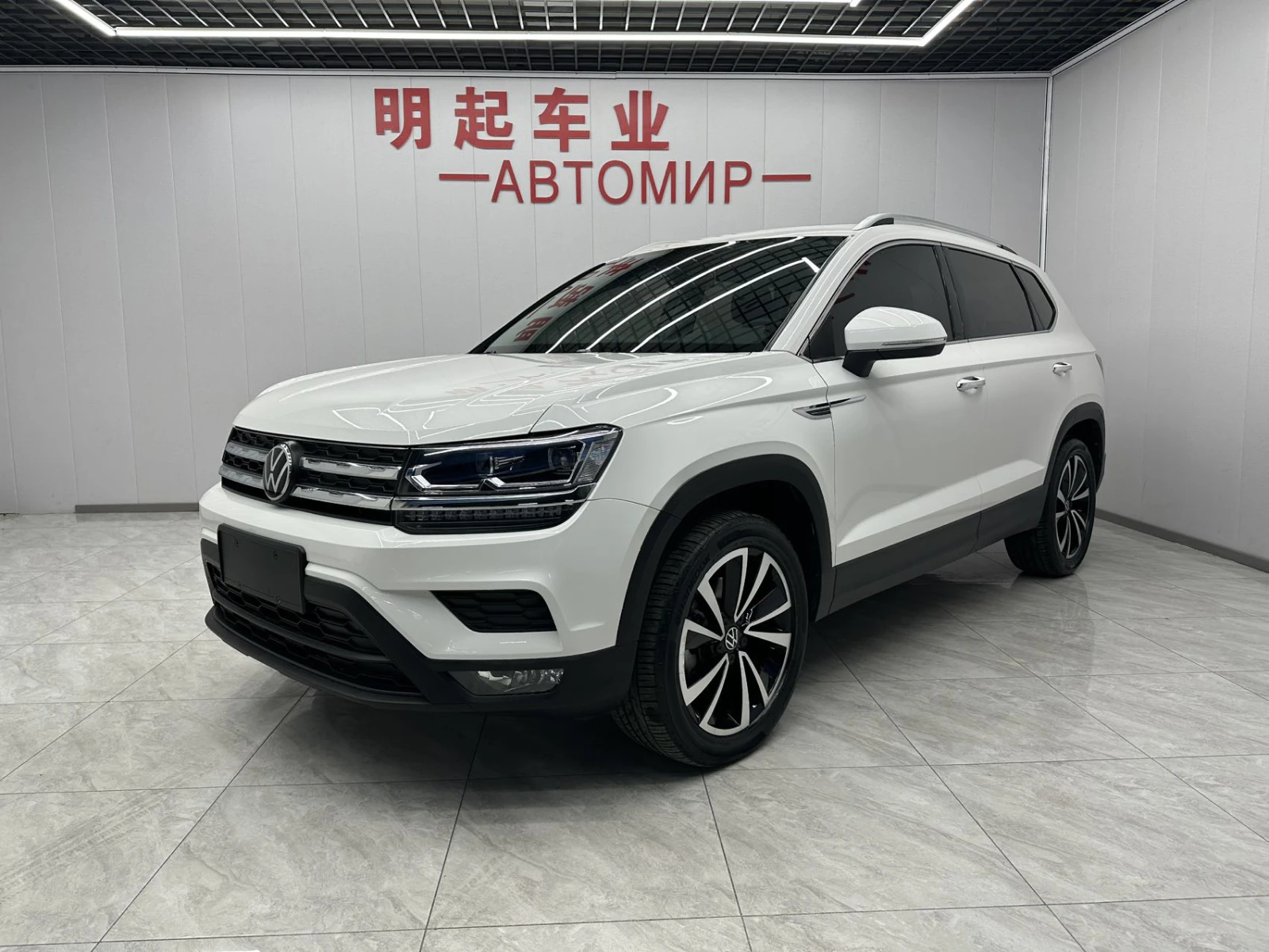 Volkswagen Tharu, 2021г, передний привод, робот