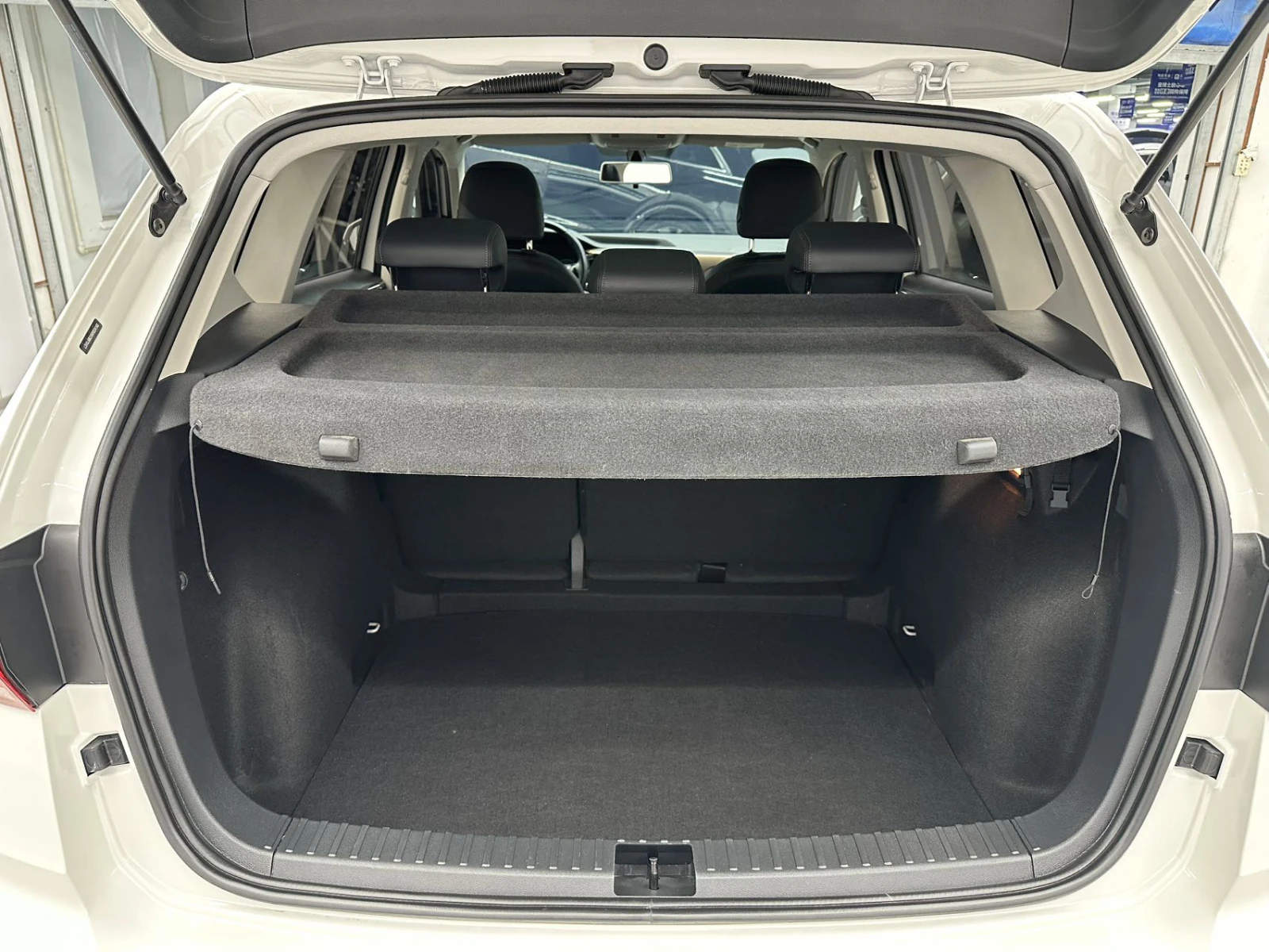 Volkswagen Tharu, 2021г, передний привод, робот