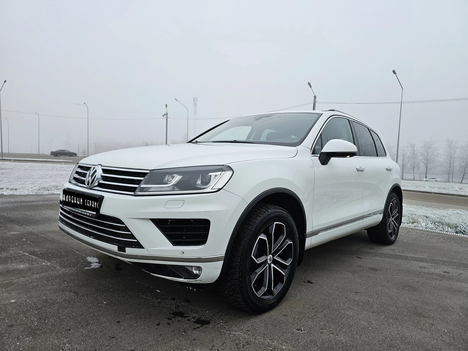 Volkswagen Touareg, 2016г, полный привод, автомат