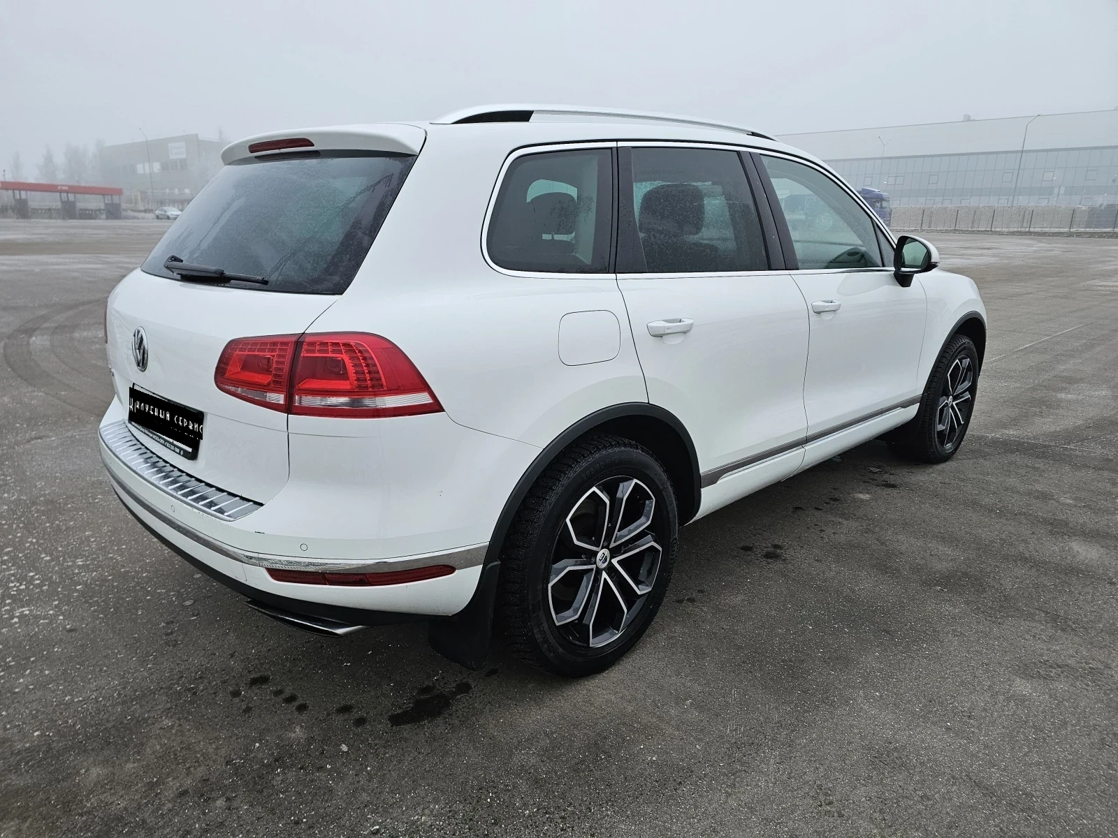 Volkswagen Touareg, 2016г, полный привод, автомат