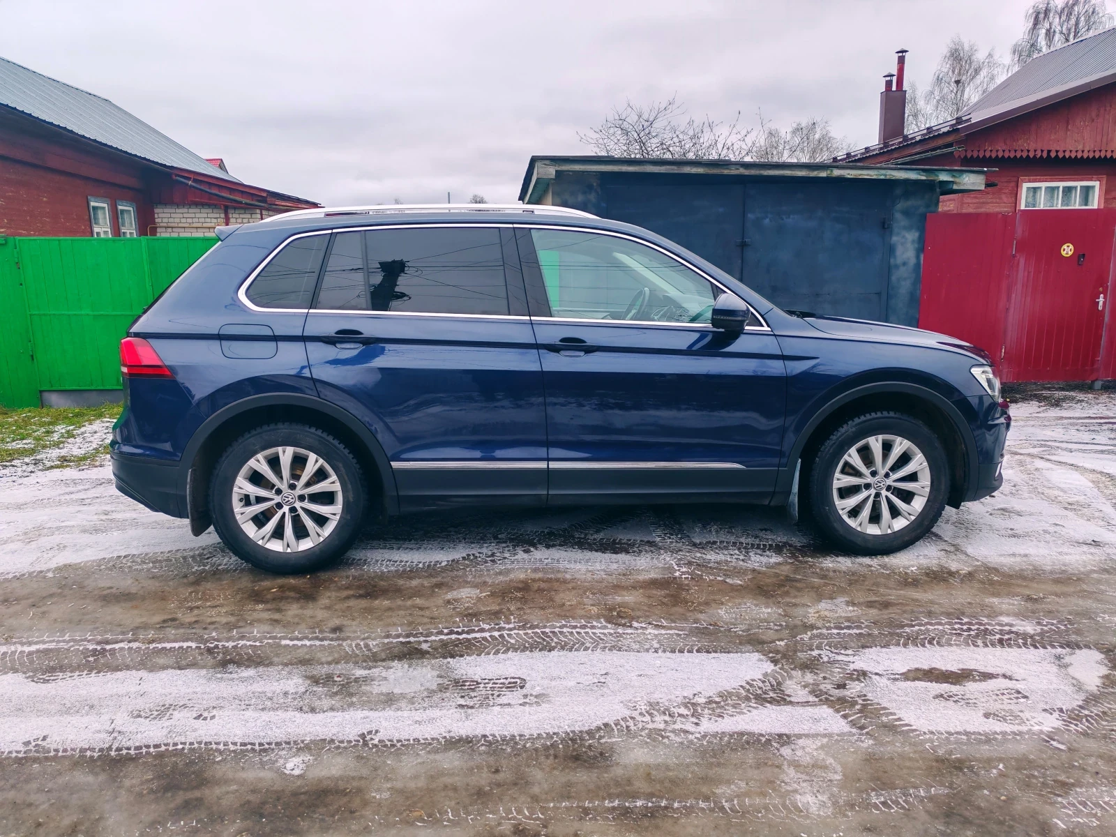 Volkswagen Tiguan, 2017г, передний привод, робот