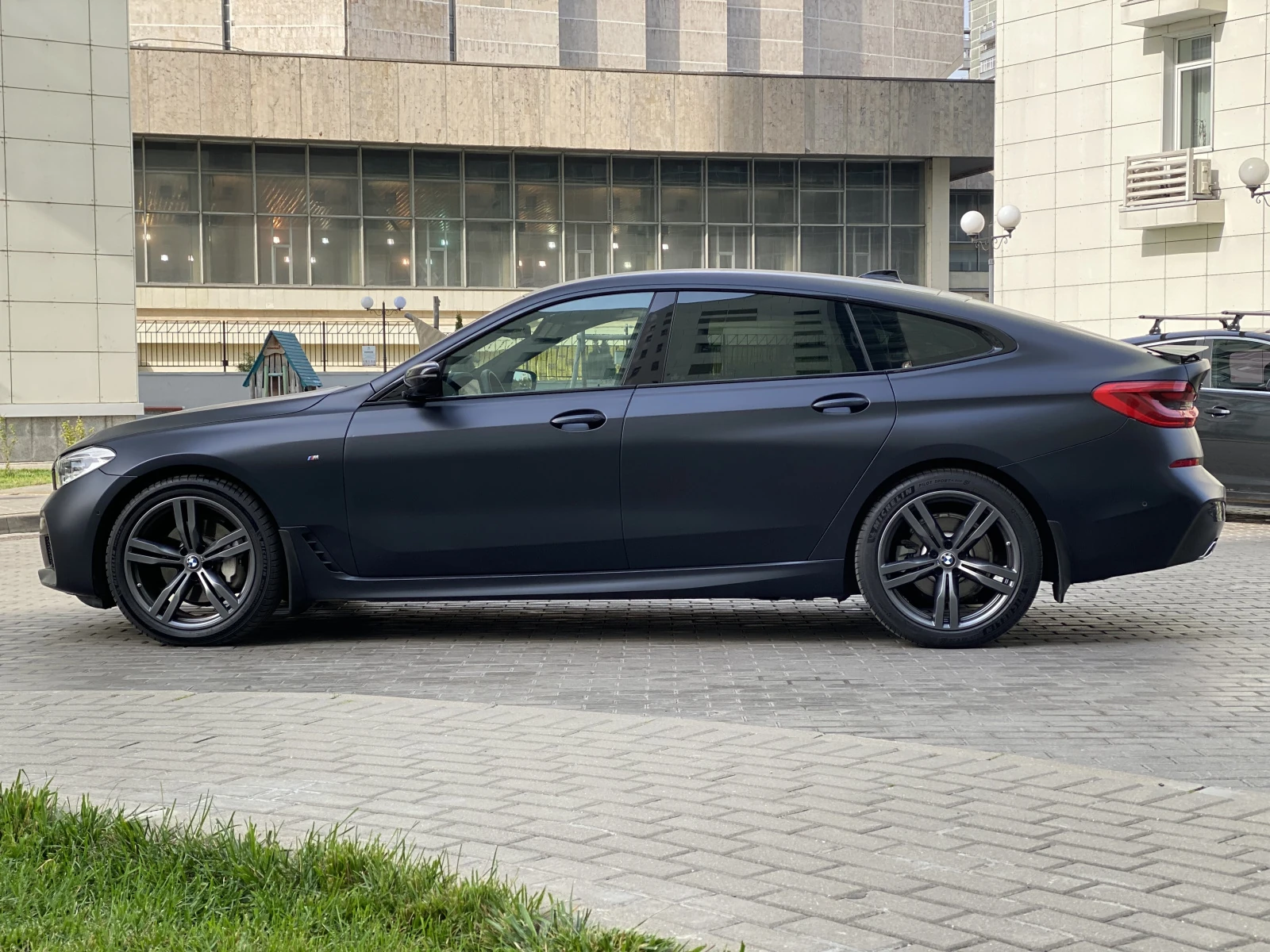 BMW 6 серии, 2018г, полный привод, автомат