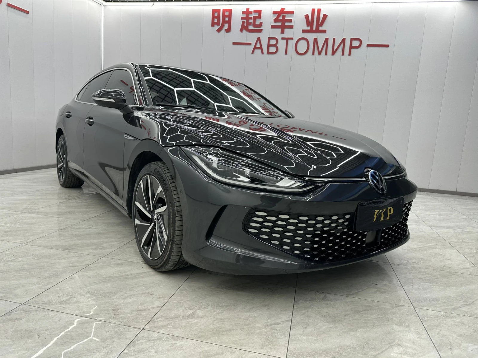 Volkswagen Lamando, 2022г, передний привод, робот