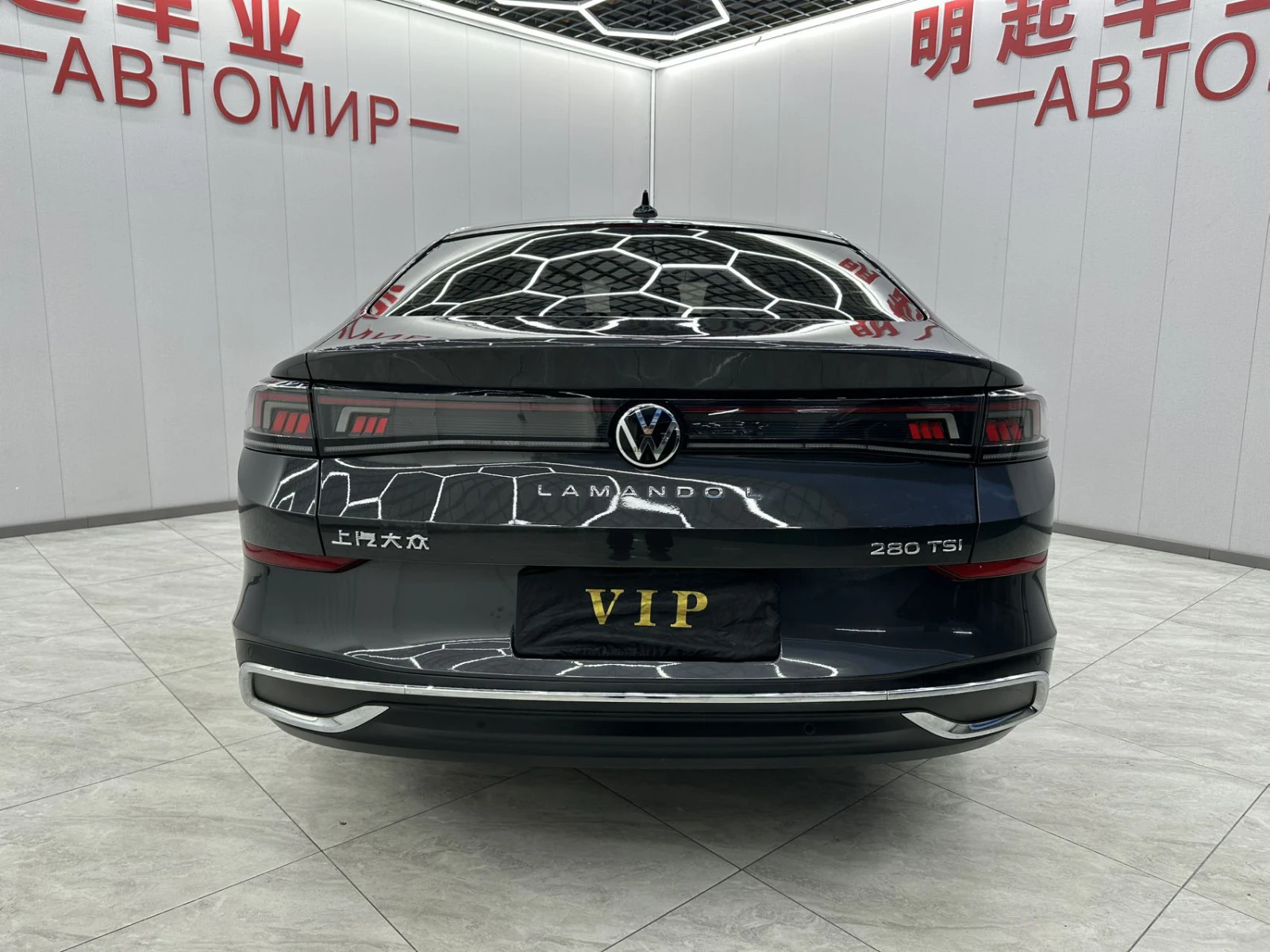 Volkswagen Lamando, 2022г, передний привод, робот