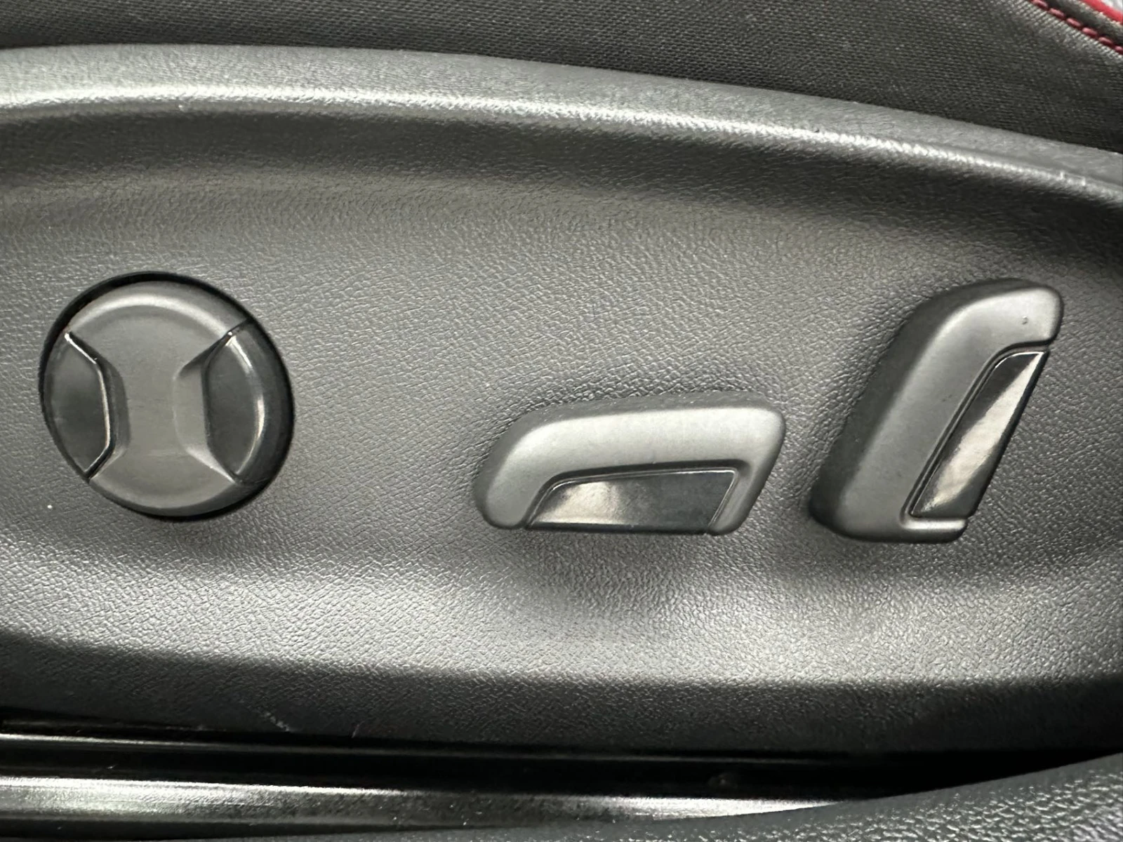 Volkswagen Lamando, 2022г, передний привод, робот