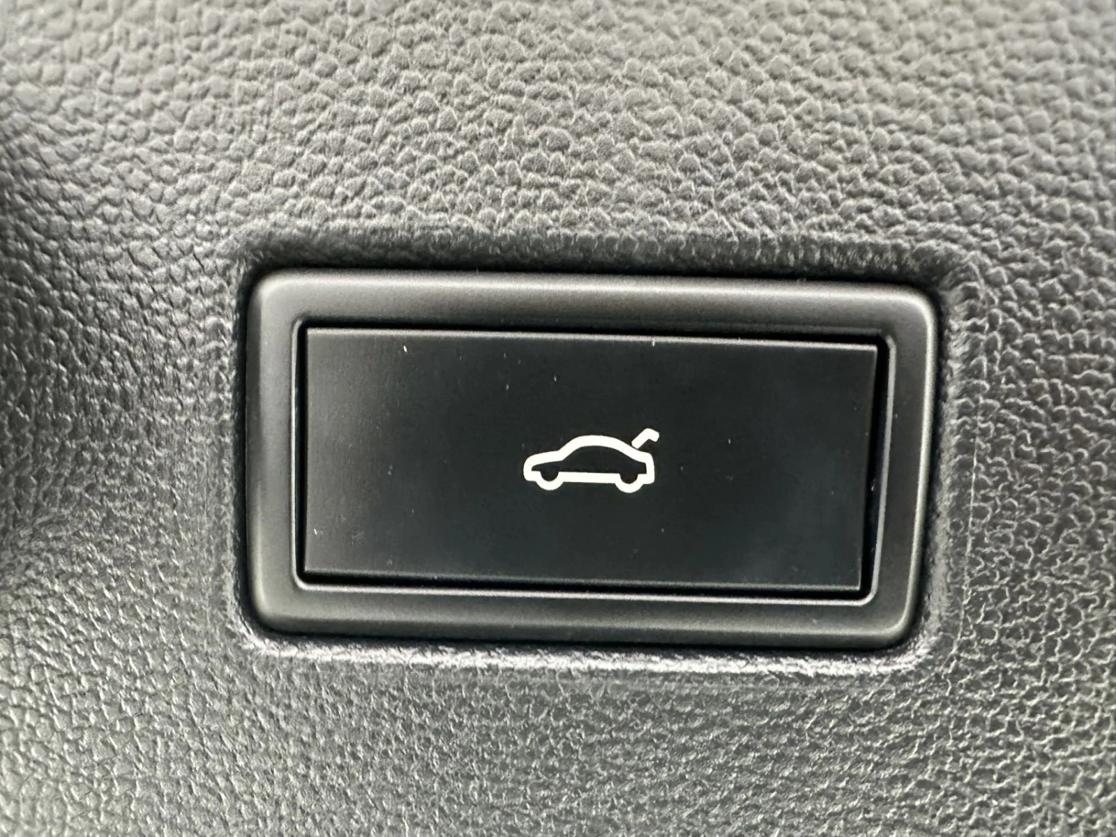 Volkswagen Lamando, 2022г, передний привод, робот