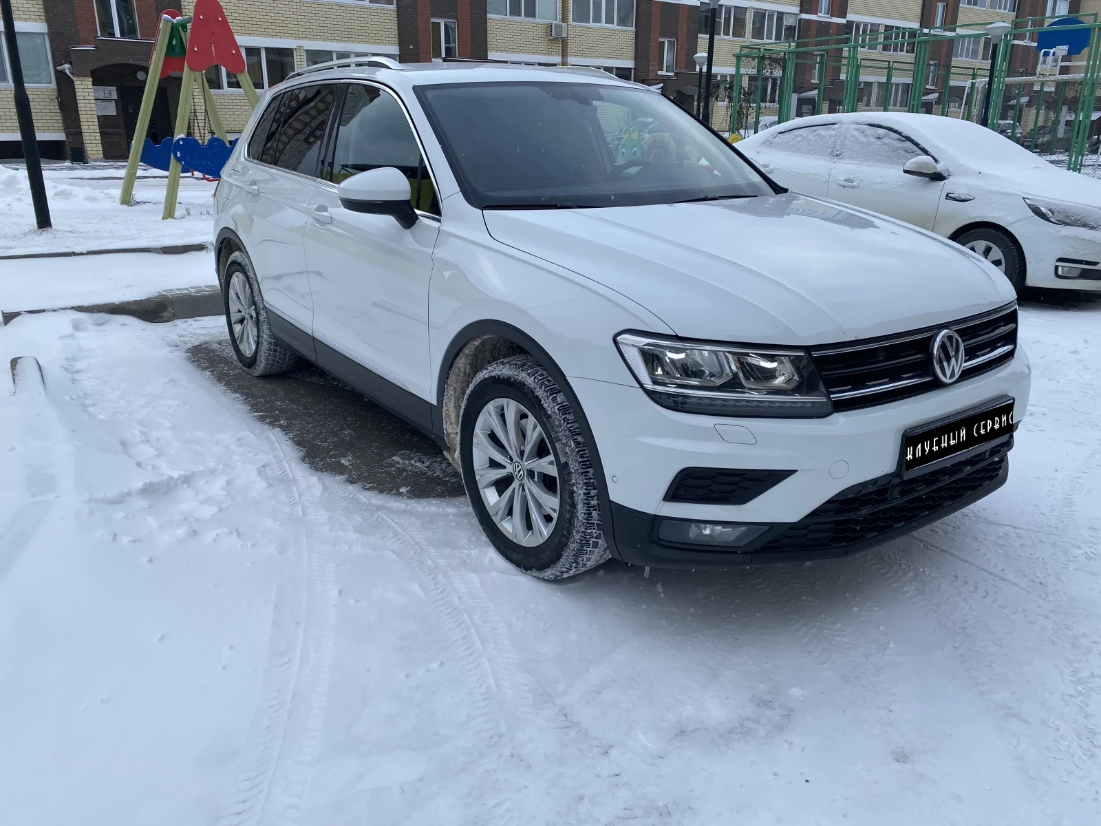 Volkswagen Tiguan, 2017г, передний привод, робот