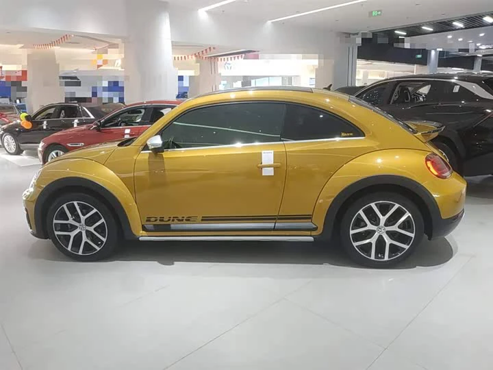 Volkswagen Beetle, 2017г, передний привод, робот