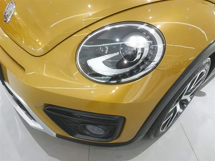 Volkswagen Beetle, 2017г, передний привод, робот