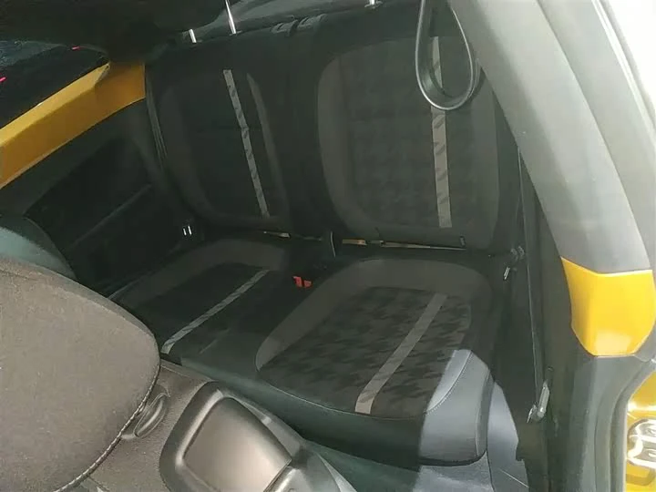 Volkswagen Beetle, 2017г, передний привод, робот