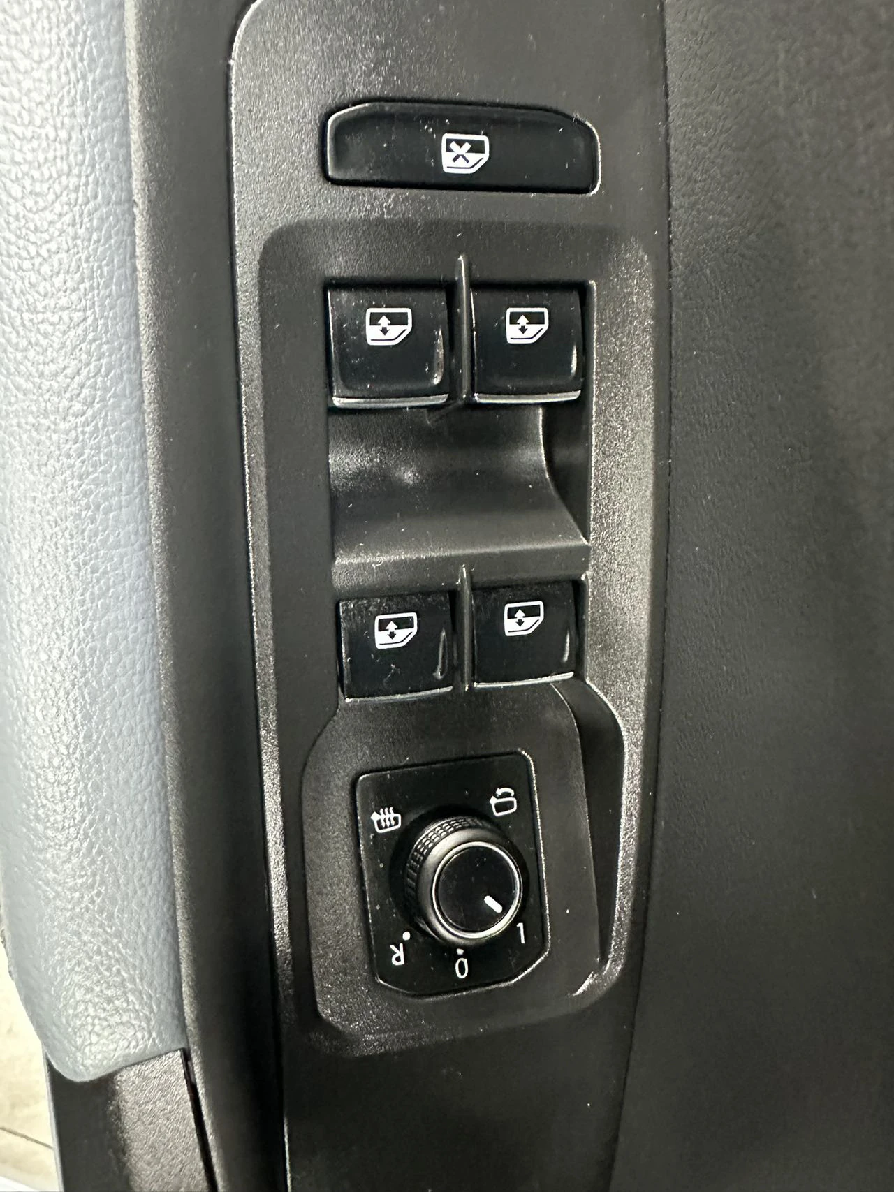 Volkswagen Lavida, 2022г, передний привод, робот