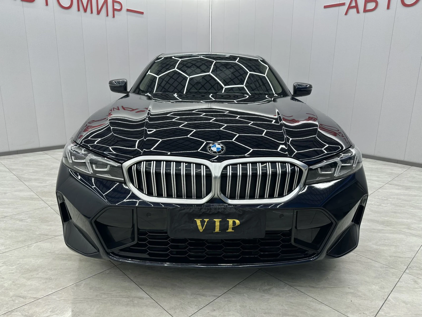 BMW 3 серии, 2023г., задний привод, автомат