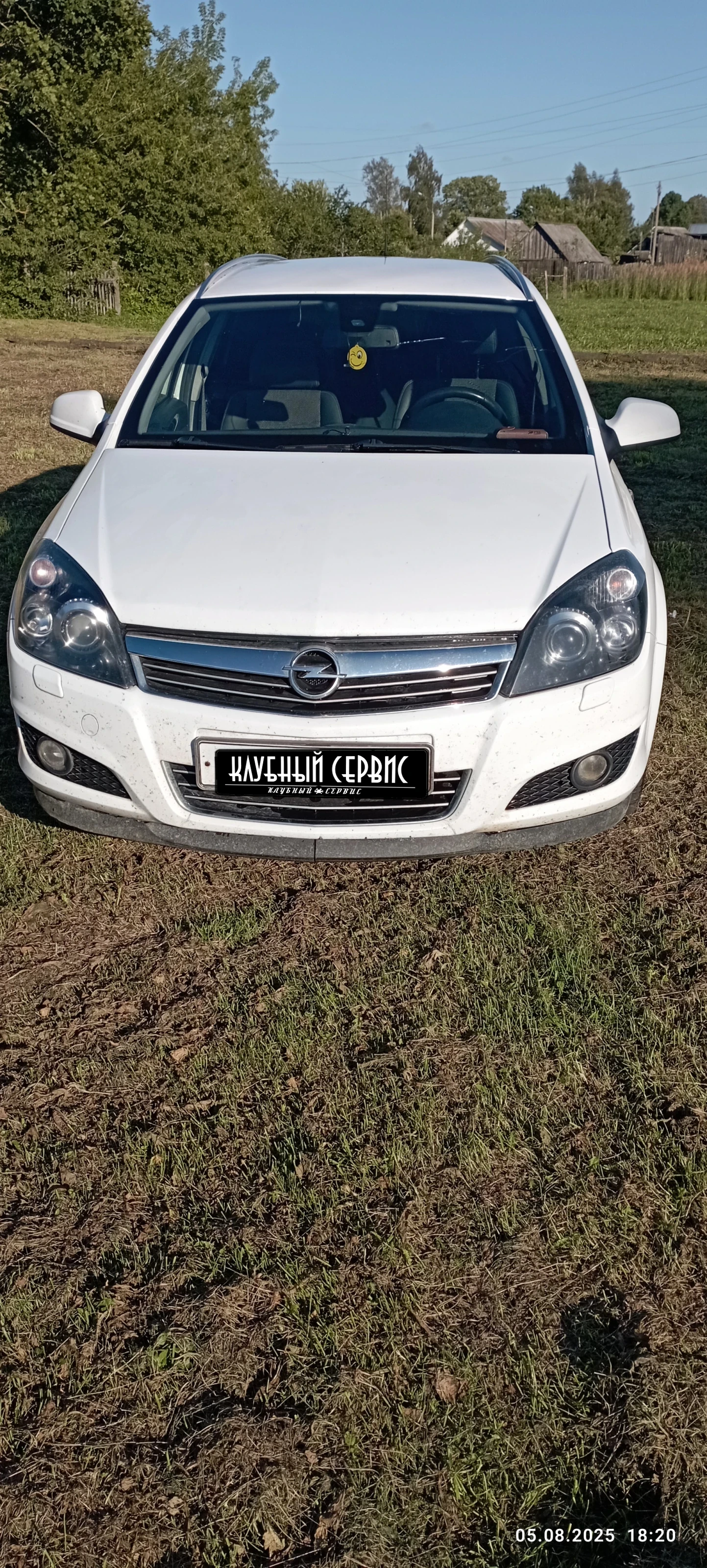 Opel Astra, 2012г, передний привод, механика