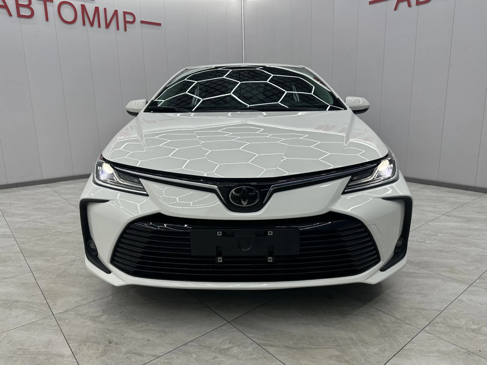 Toyota Corolla, 2021г., передний привод, вариатор
