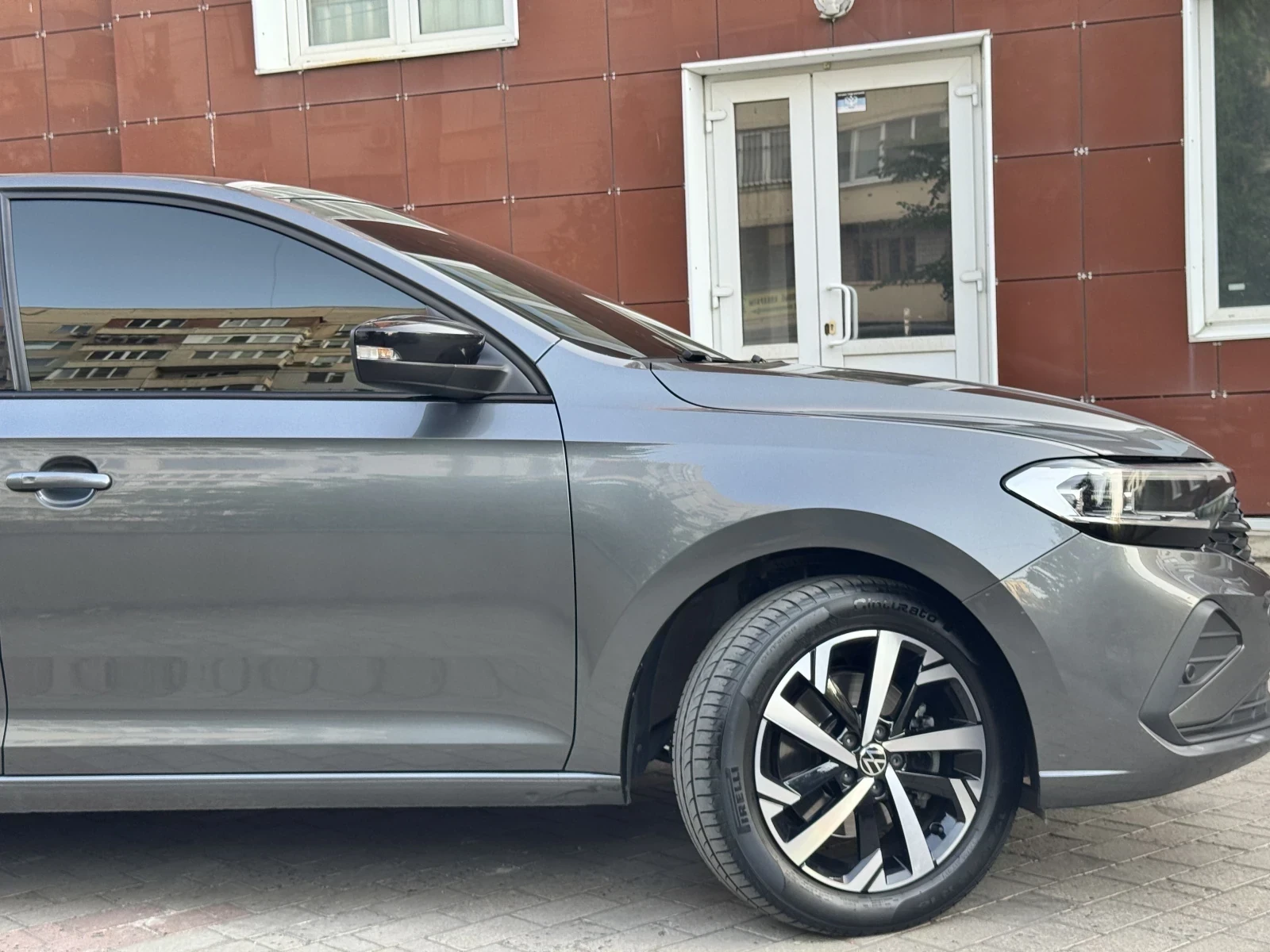 Volkswagen Polo, 2021г, передний привод, робот