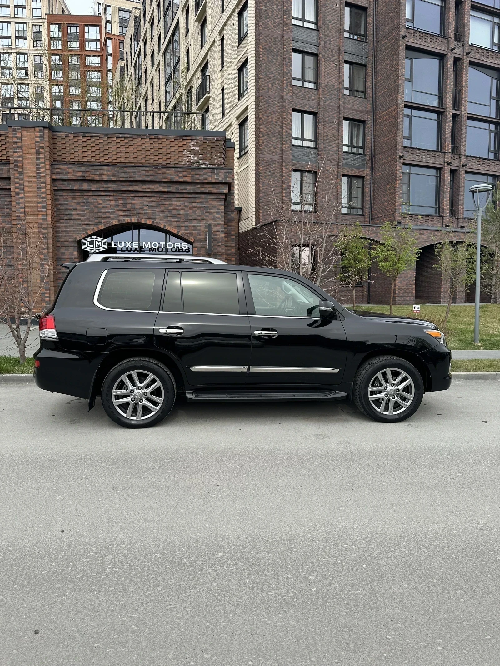 Lexus LX, 2012г, полный привод, автомат