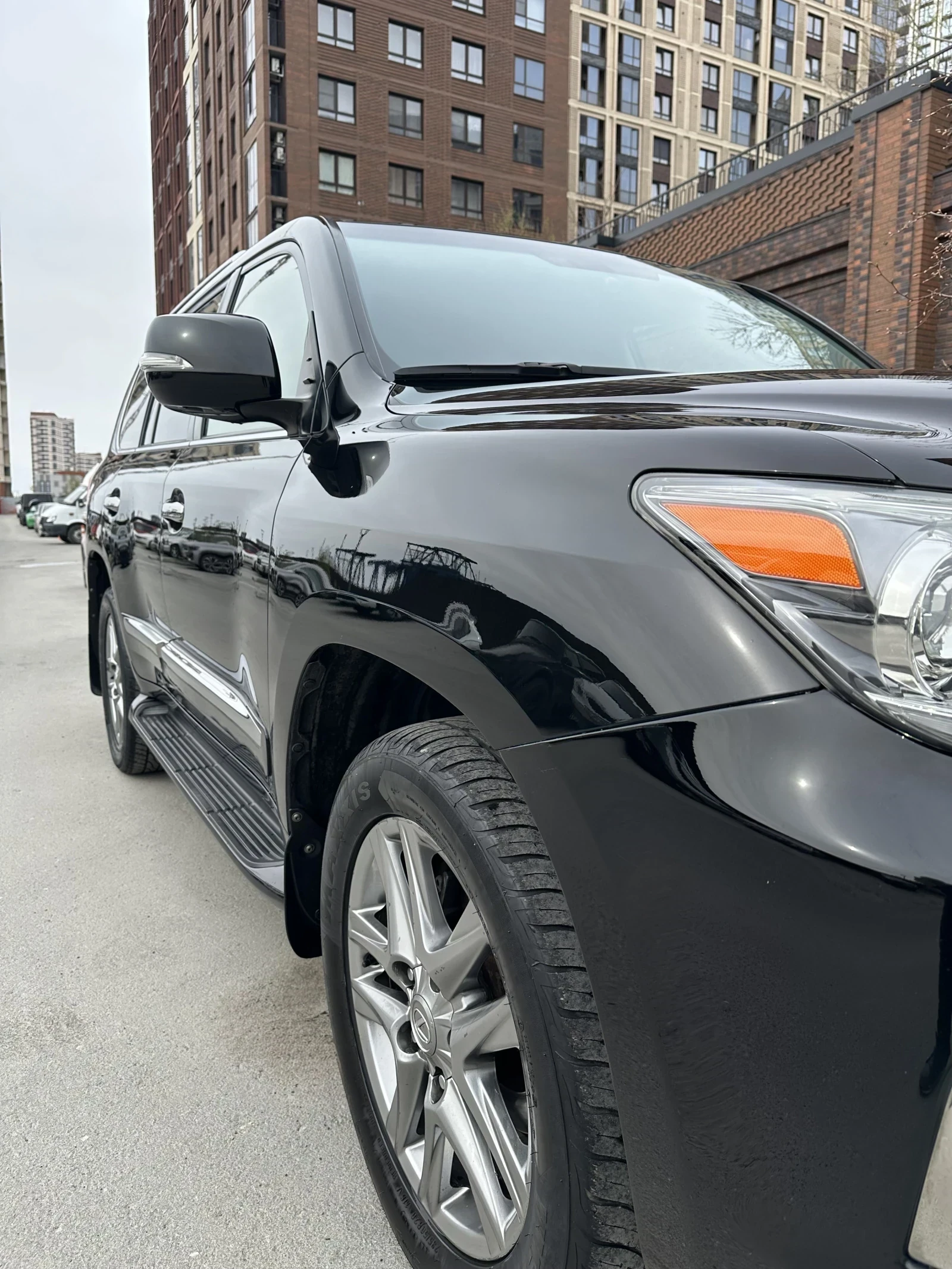 Lexus LX, 2012г, полный привод, автомат