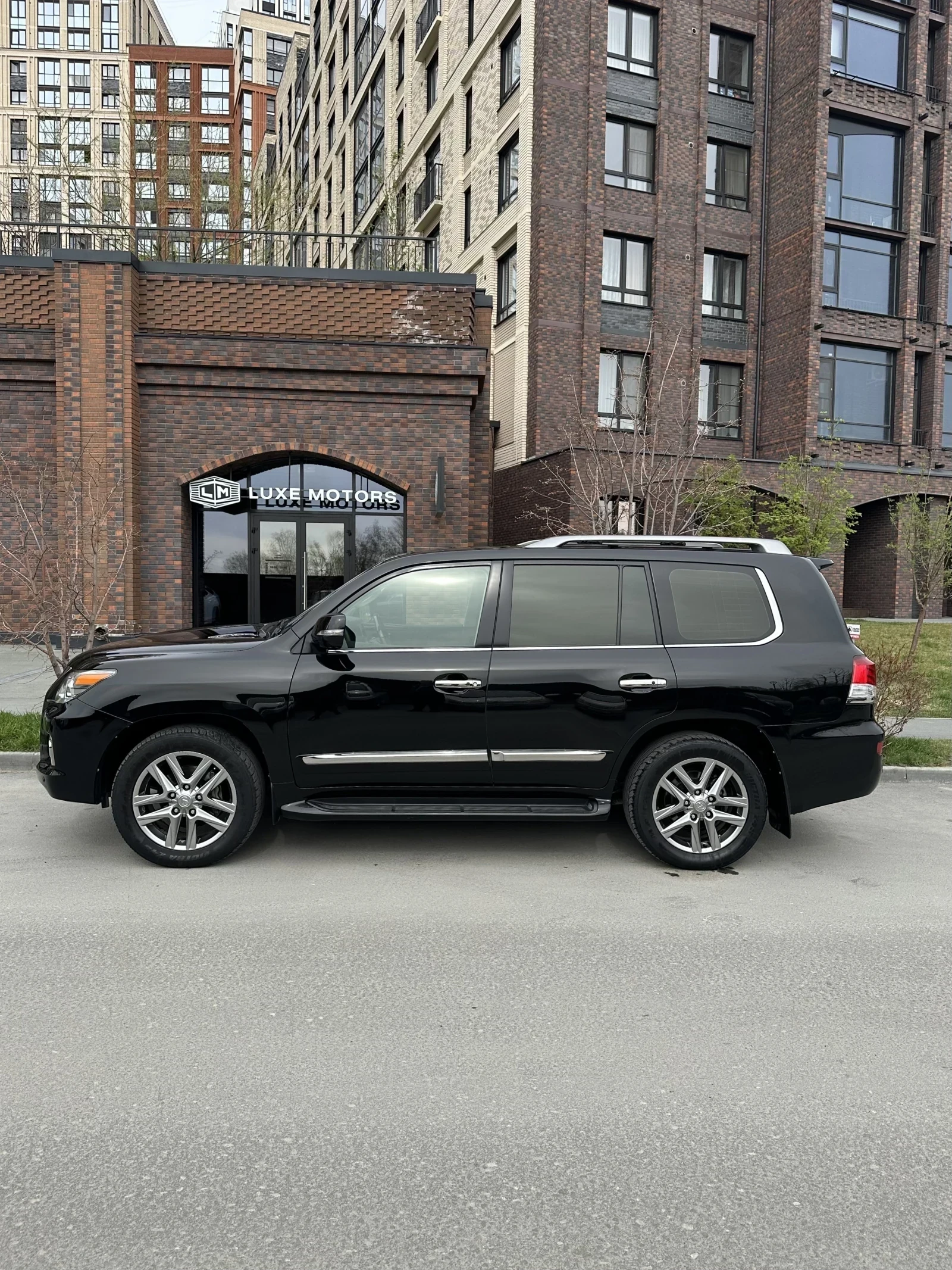 Lexus LX, 2012г, полный привод, автомат