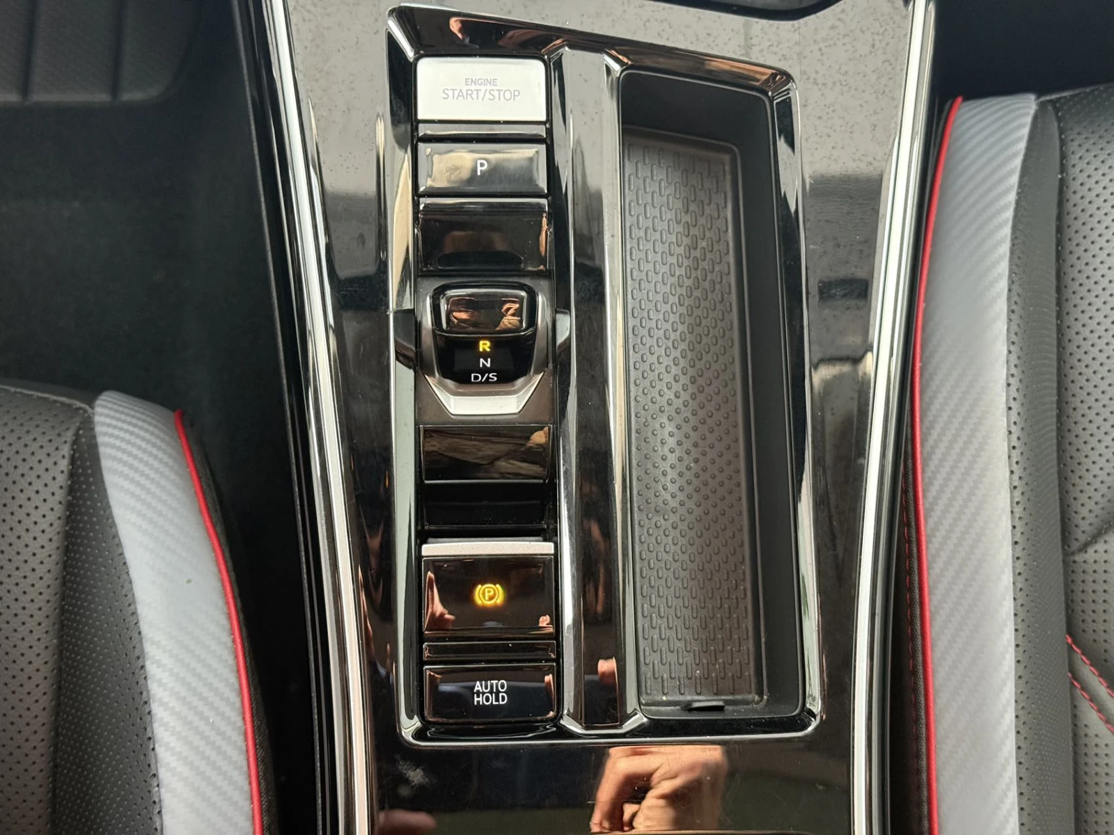 Volkswagen Lamando, 2022г, передний привод, робот