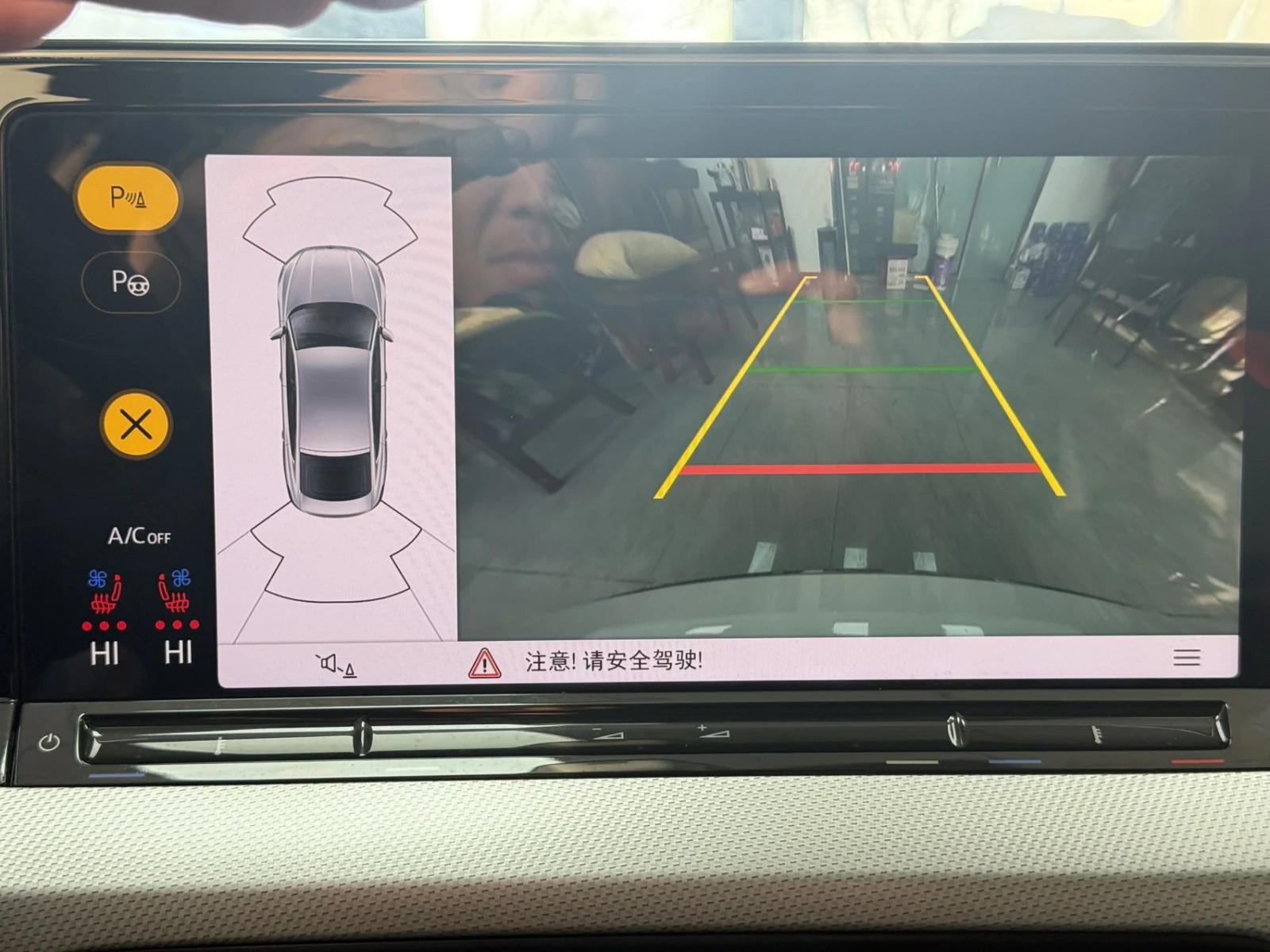 Volkswagen Lamando, 2022г, передний привод, робот