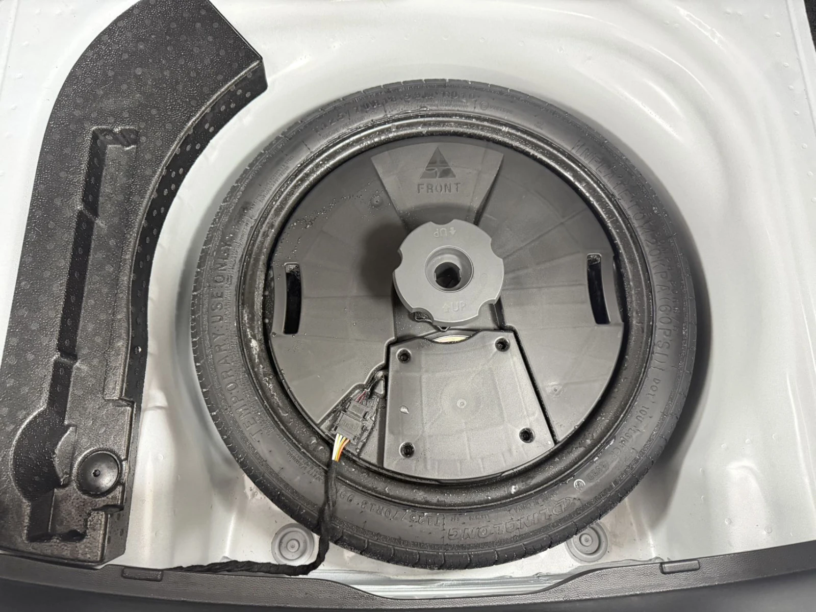 Volkswagen Lamando, 2022г, передний привод, робот