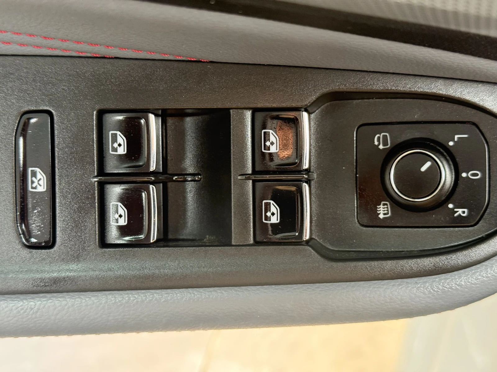 Volkswagen Lamando, 2022г, передний привод, робот