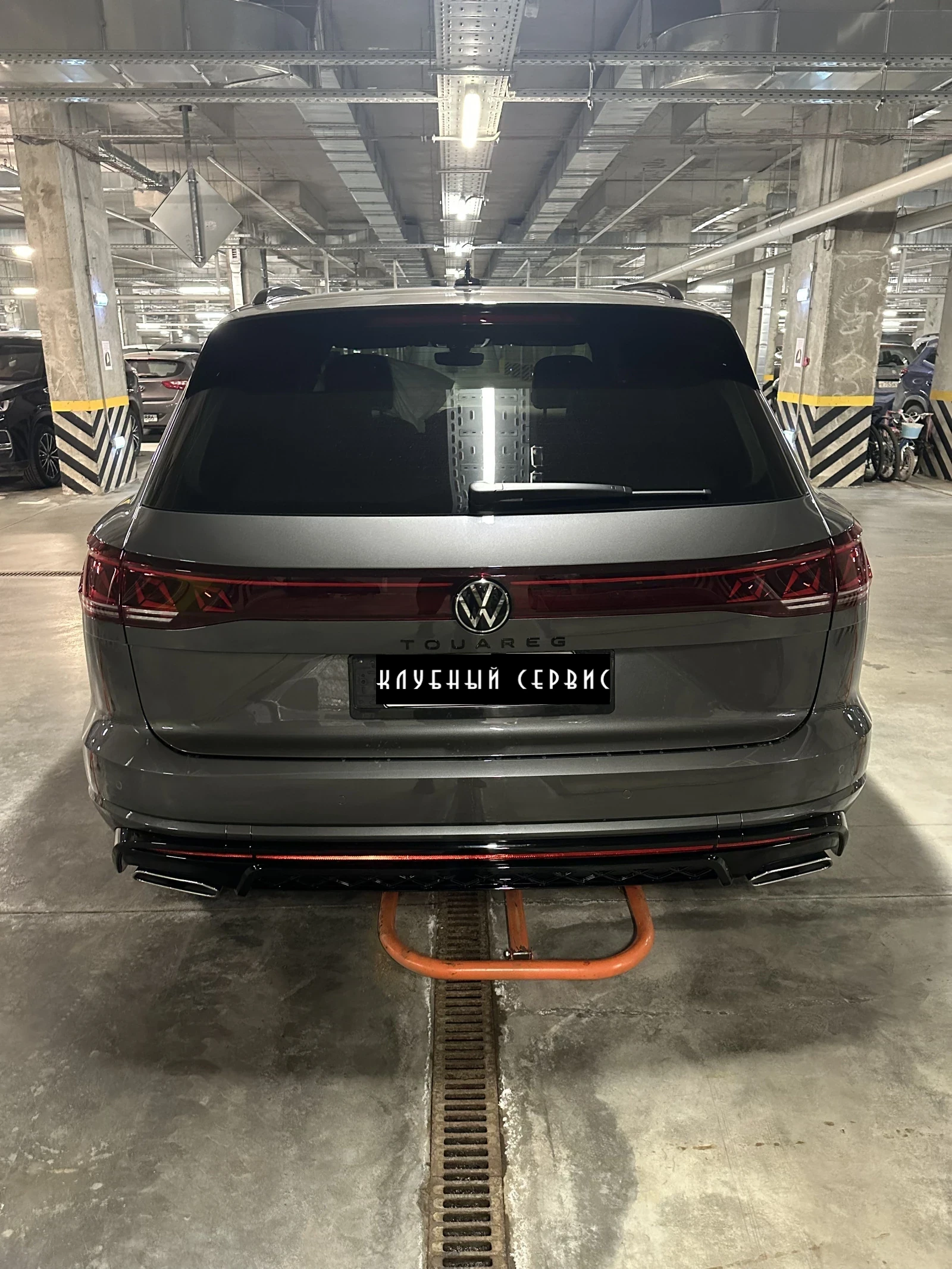 Volkswagen Touareg, 2024г, полный привод, автомат