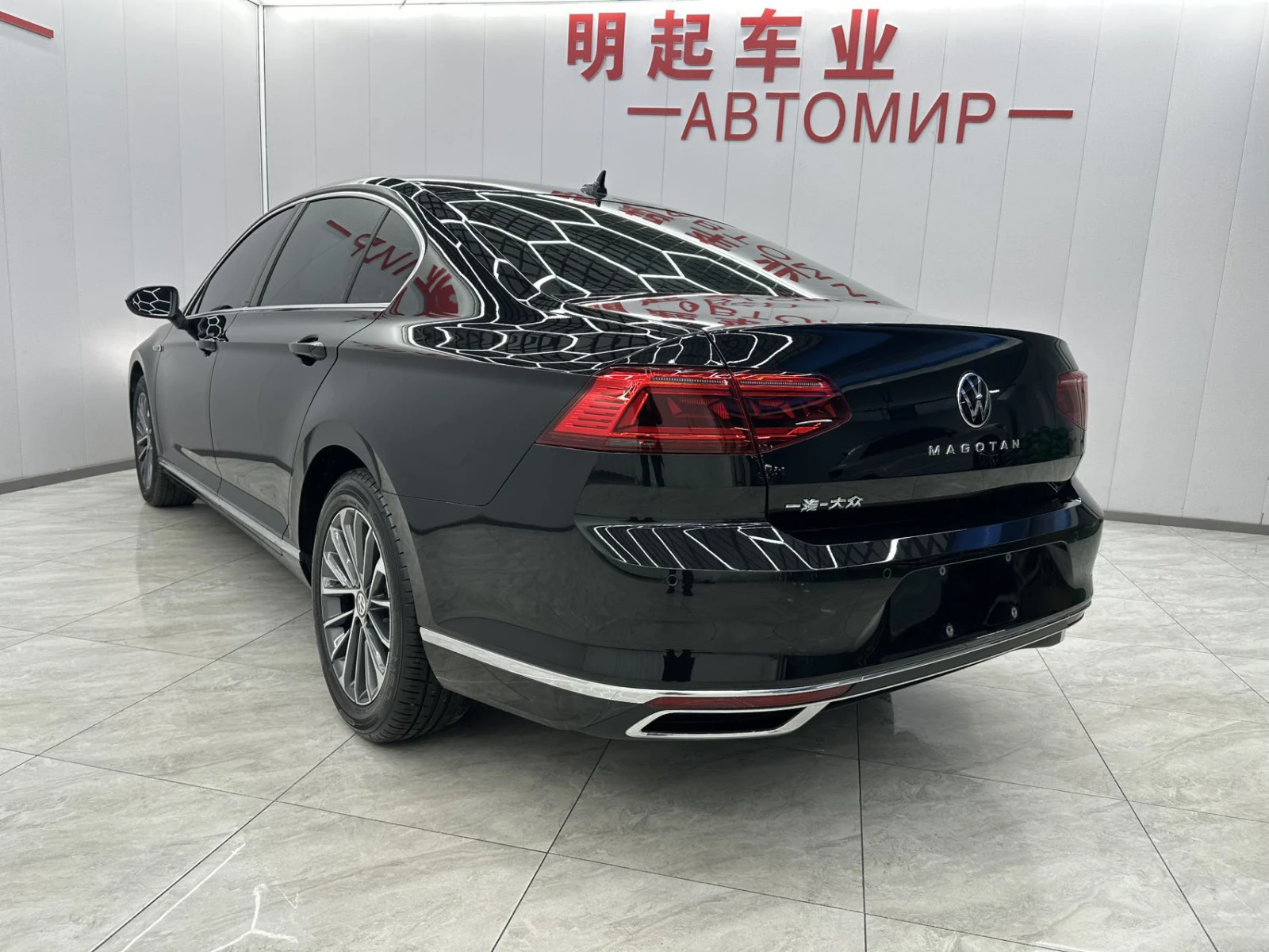 Volkswagen Magotan, 2022г, передний привод, робот