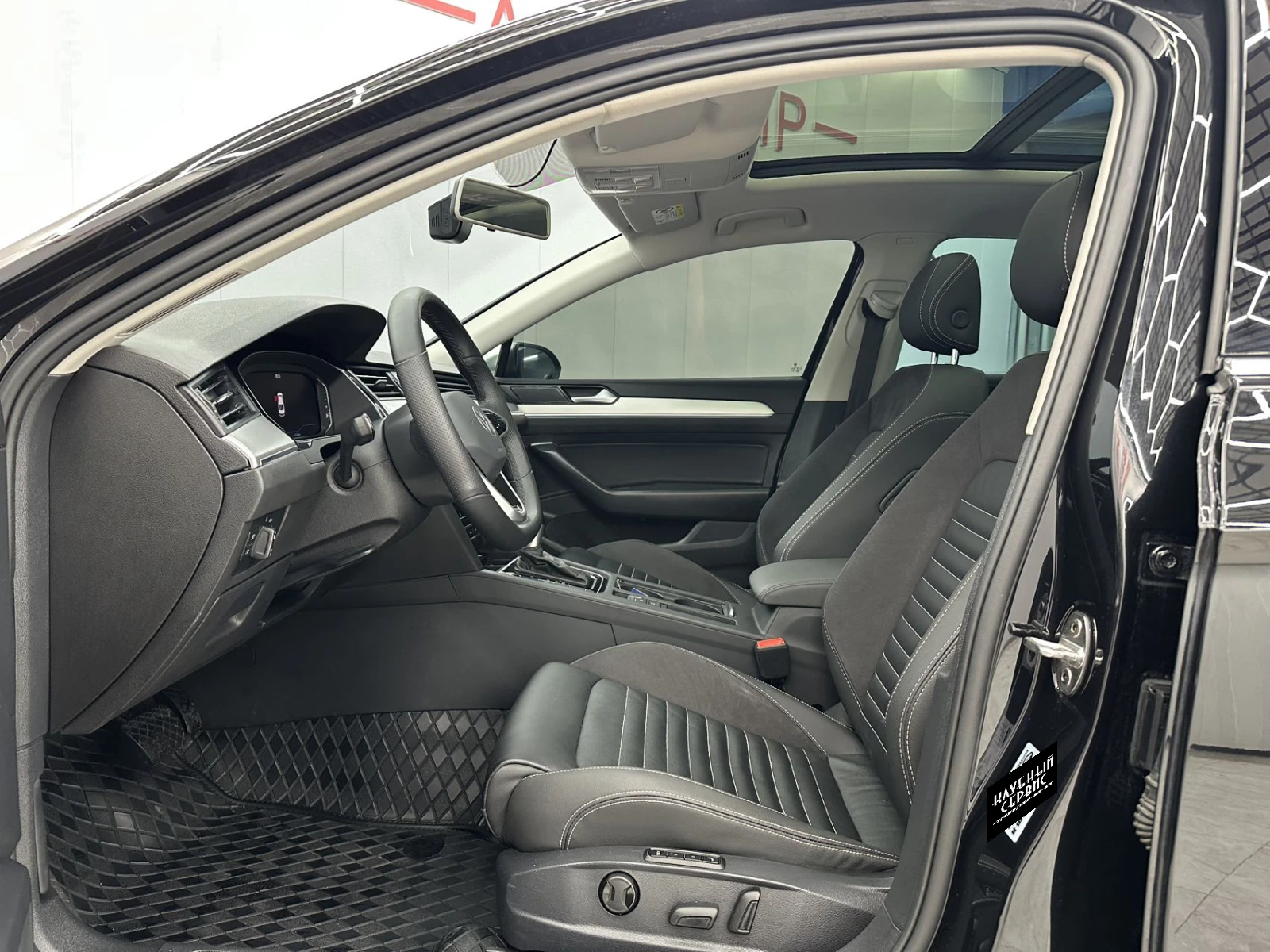 Volkswagen Magotan, 2022г, передний привод, робот