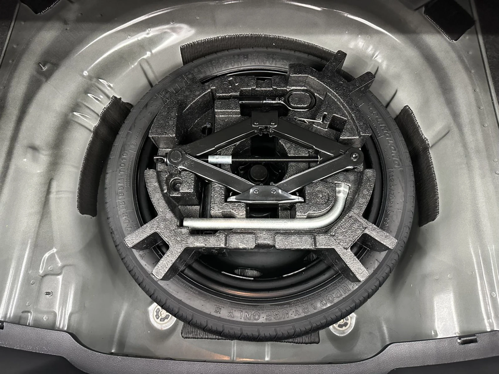 Volkswagen Magotan, 2022г, передний привод, робот