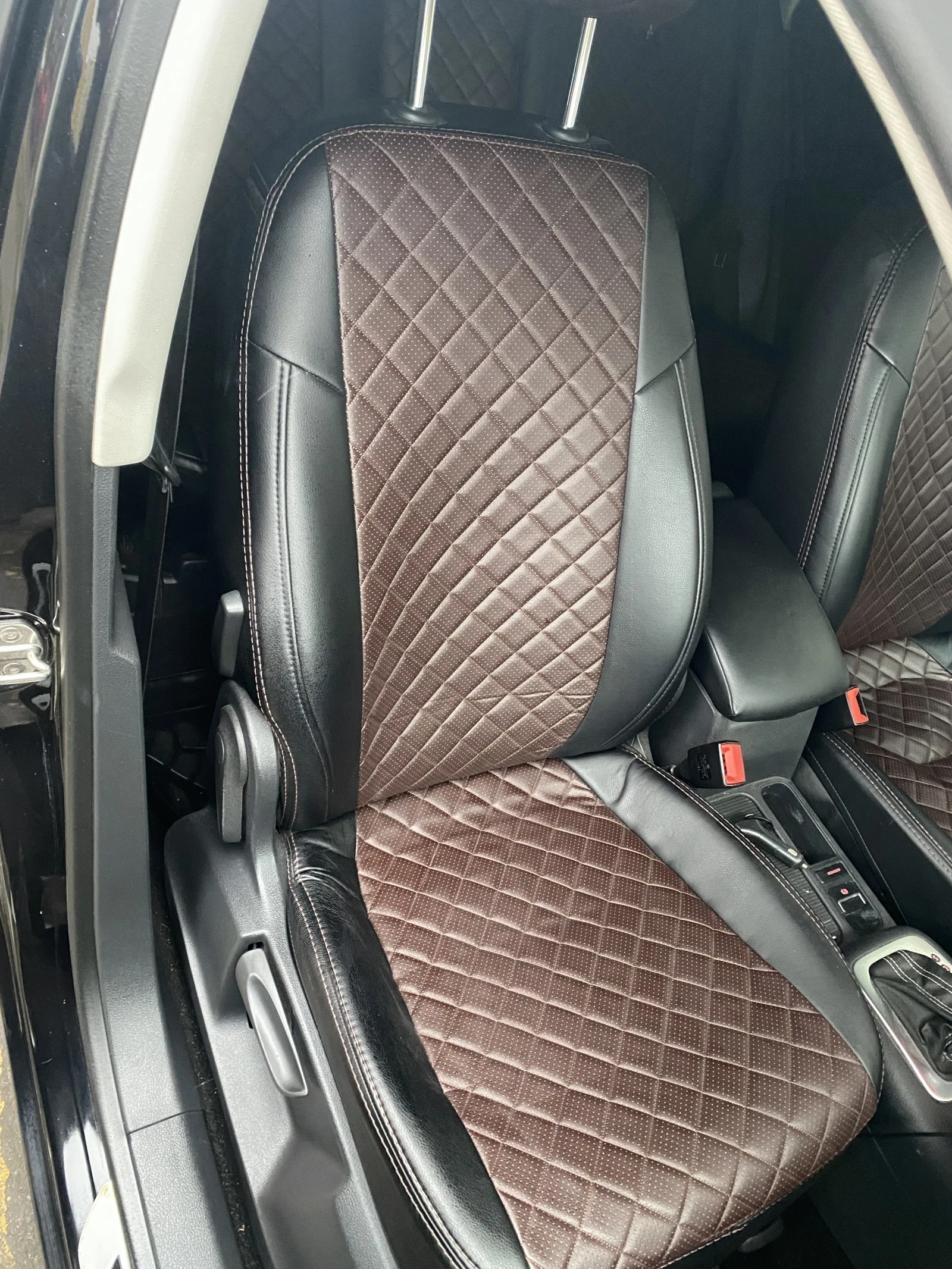 Volkswagen Tiguan, 2015г, передний привод, робот