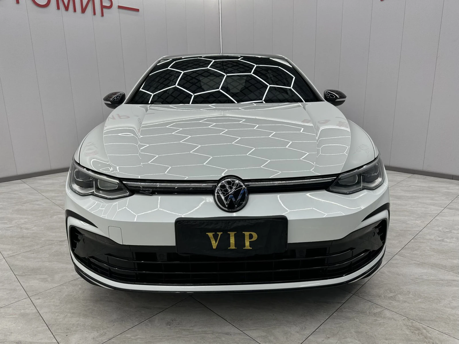 Volkswagen Golf, 2023г., передний привод, робот