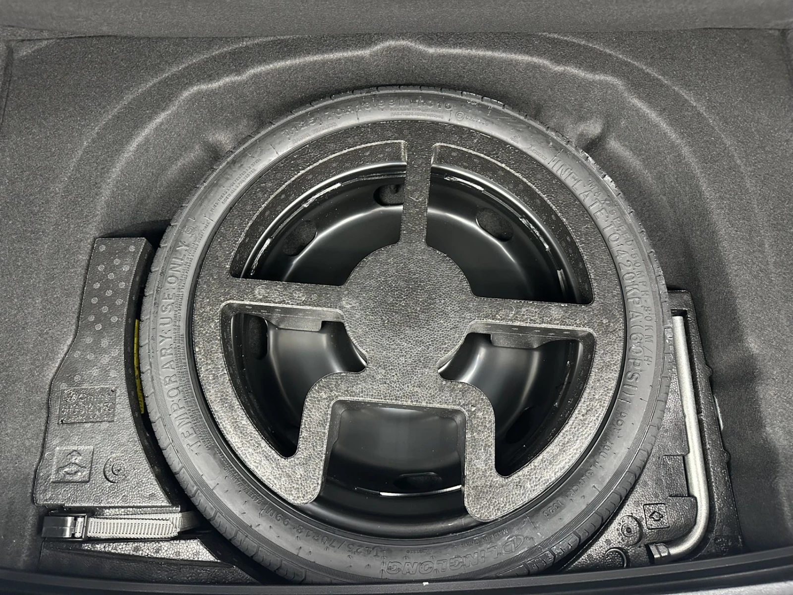 Volkswagen Golf, 2023г, передний привод, робот