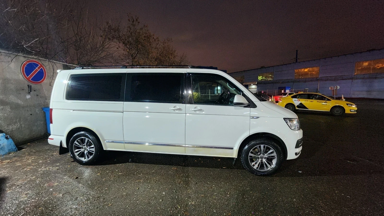 Volkswagen Caravelle, 2018г, передний привод, робот