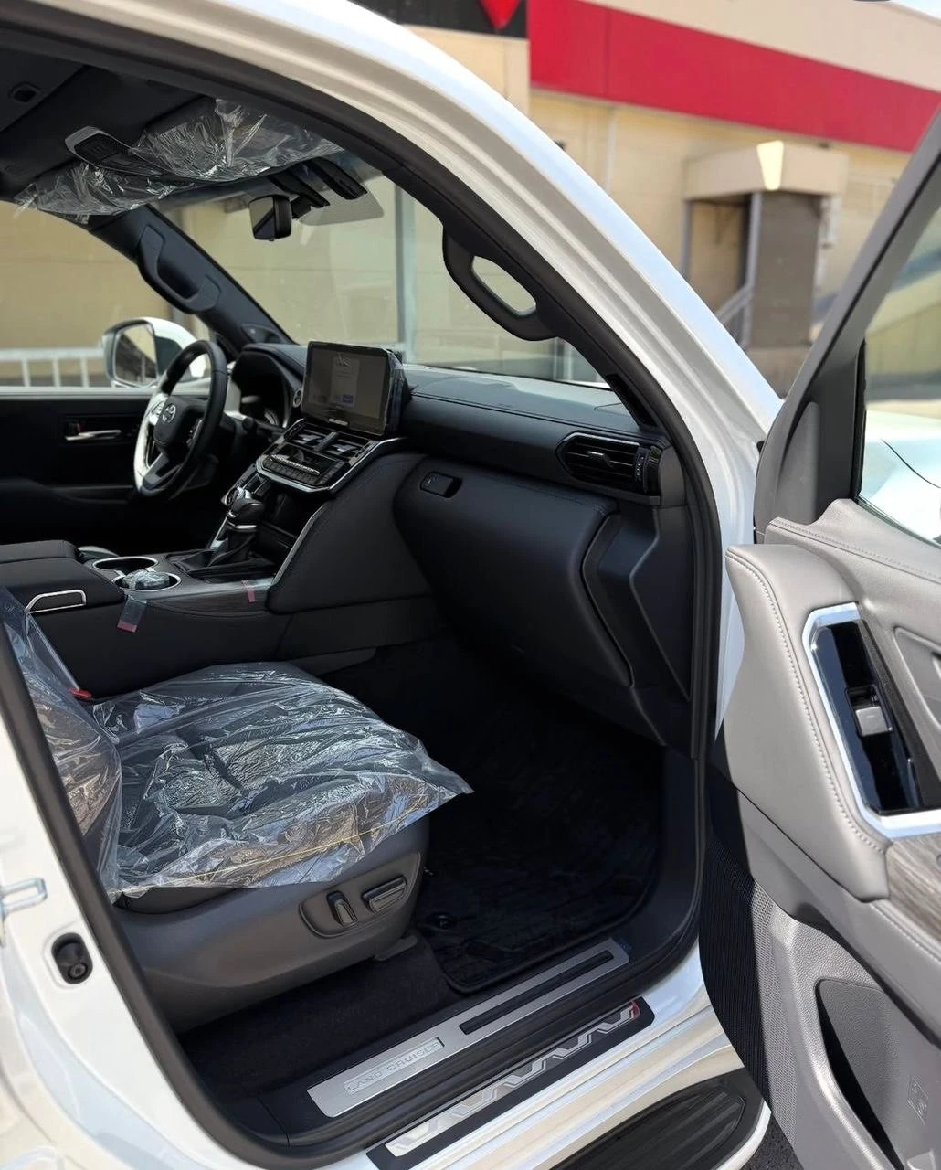 Toyota Land Cruiser, 2025г, полный привод, автомат