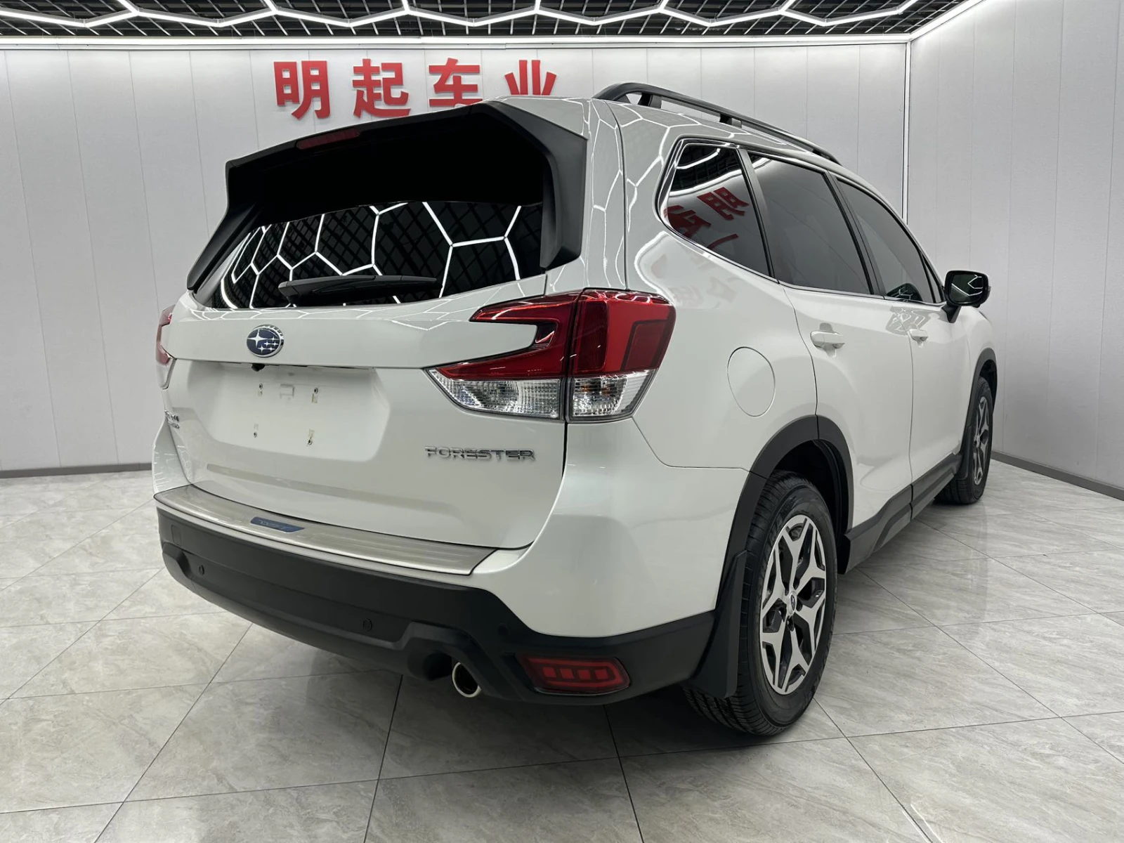 Subaru Forester, 2022г, полный привод, вариатор