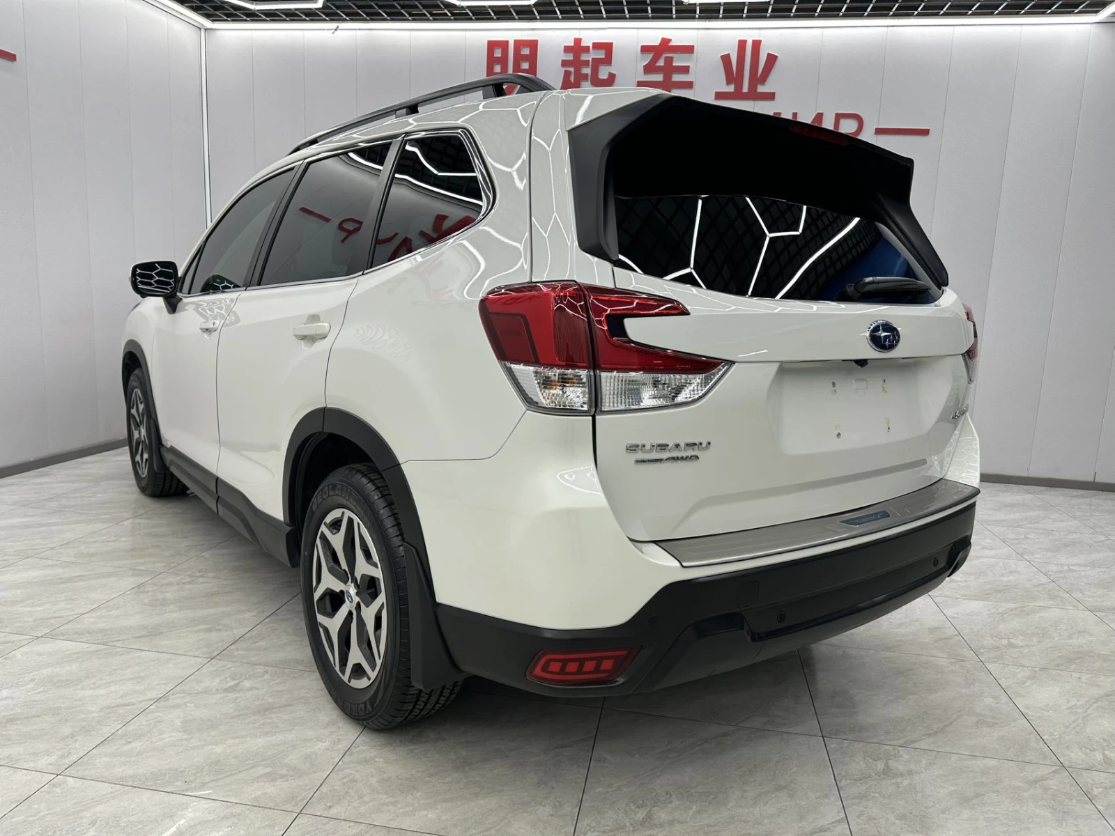 Subaru Forester, 2022г, полный привод, вариатор