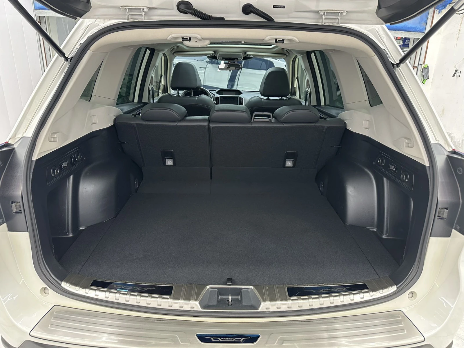 Subaru Forester, 2022г, полный привод, вариатор