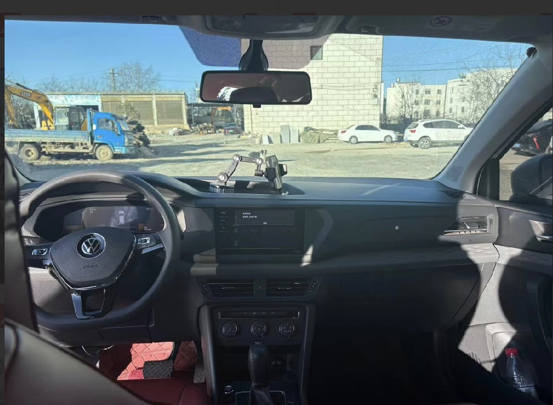 Volkswagen Tharu, 2022г, передний привод, робот