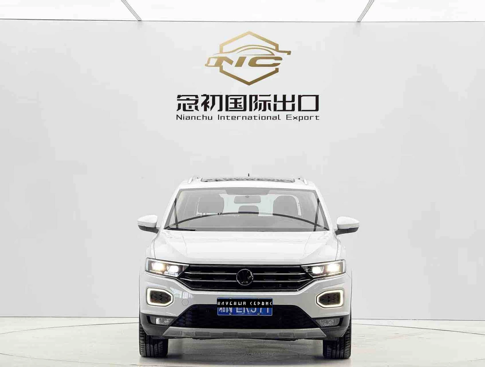 Volkswagen T-Roc, 2021г, передний привод, робот