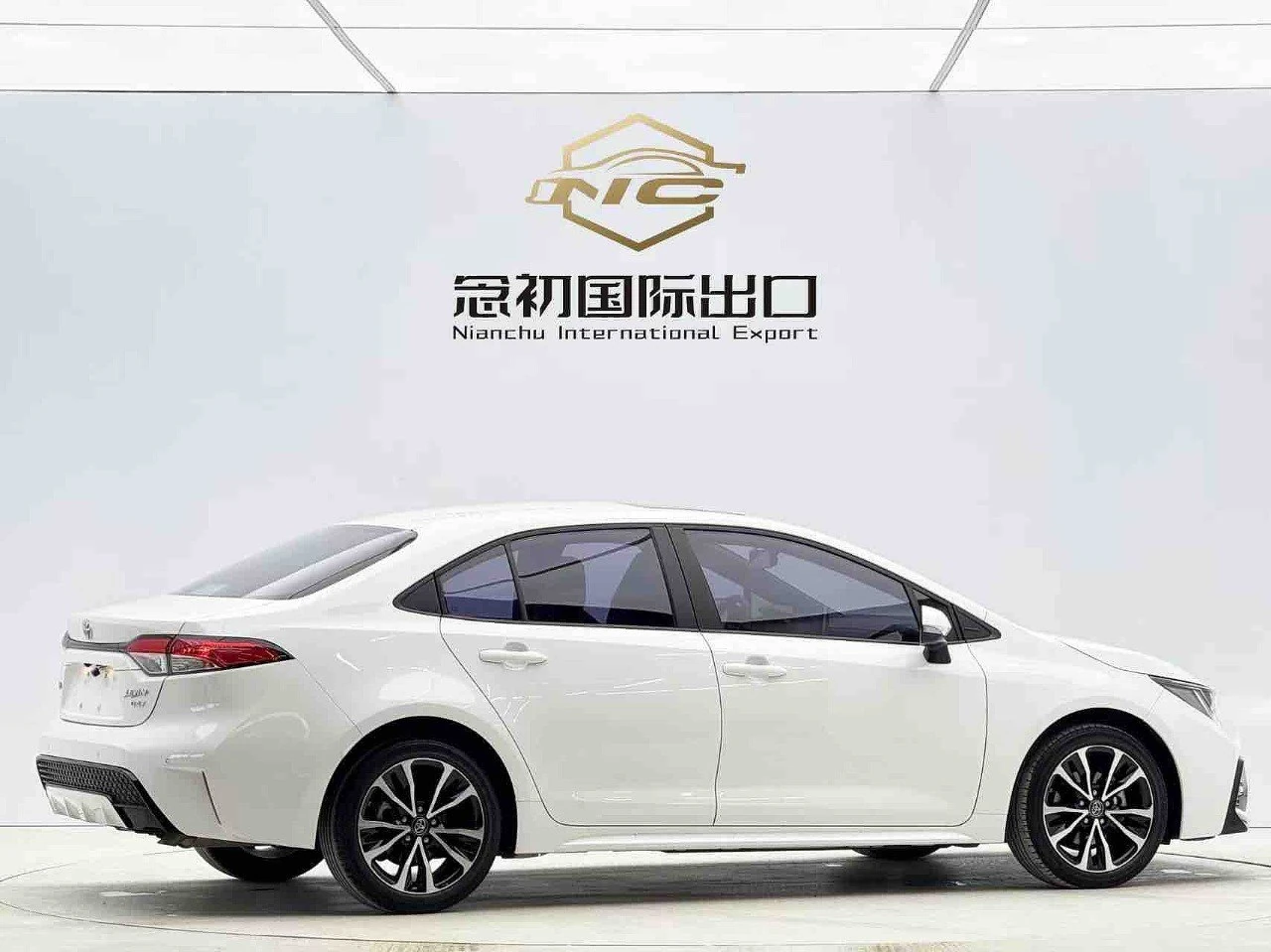 Toyota Levin, 2022г, передний привод, вариатор