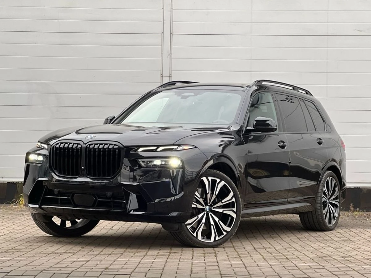 BMW X7, 2025г., полный привод, автомат