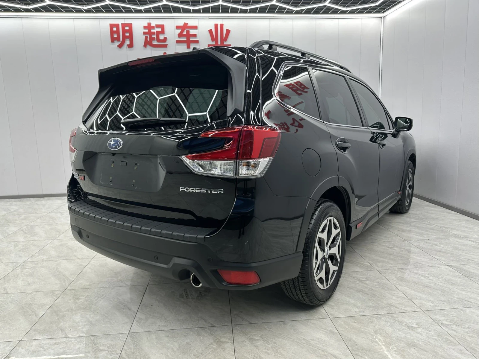 Subaru Forester, 2022г, полный привод, вариатор