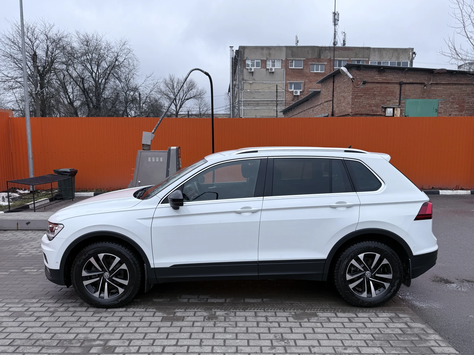Volkswagen Tiguan, 2019г, передний привод, робот