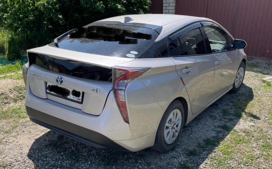 Toyota Prius, 2016г, передний привод, автомат