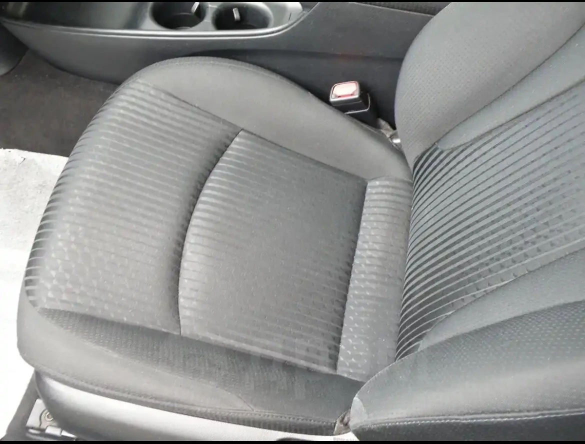 Toyota Prius, 2016г, передний привод, автомат