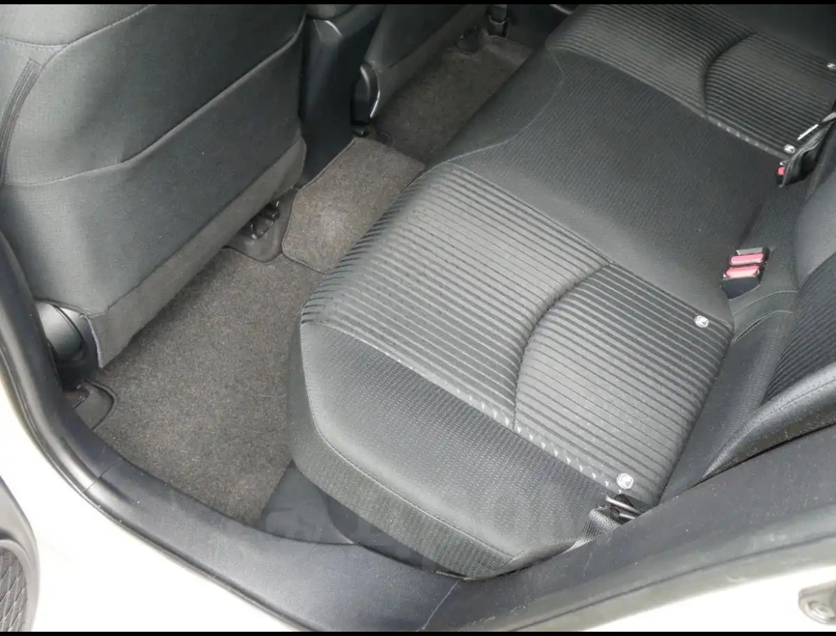 Toyota Prius, 2016г, передний привод, автомат