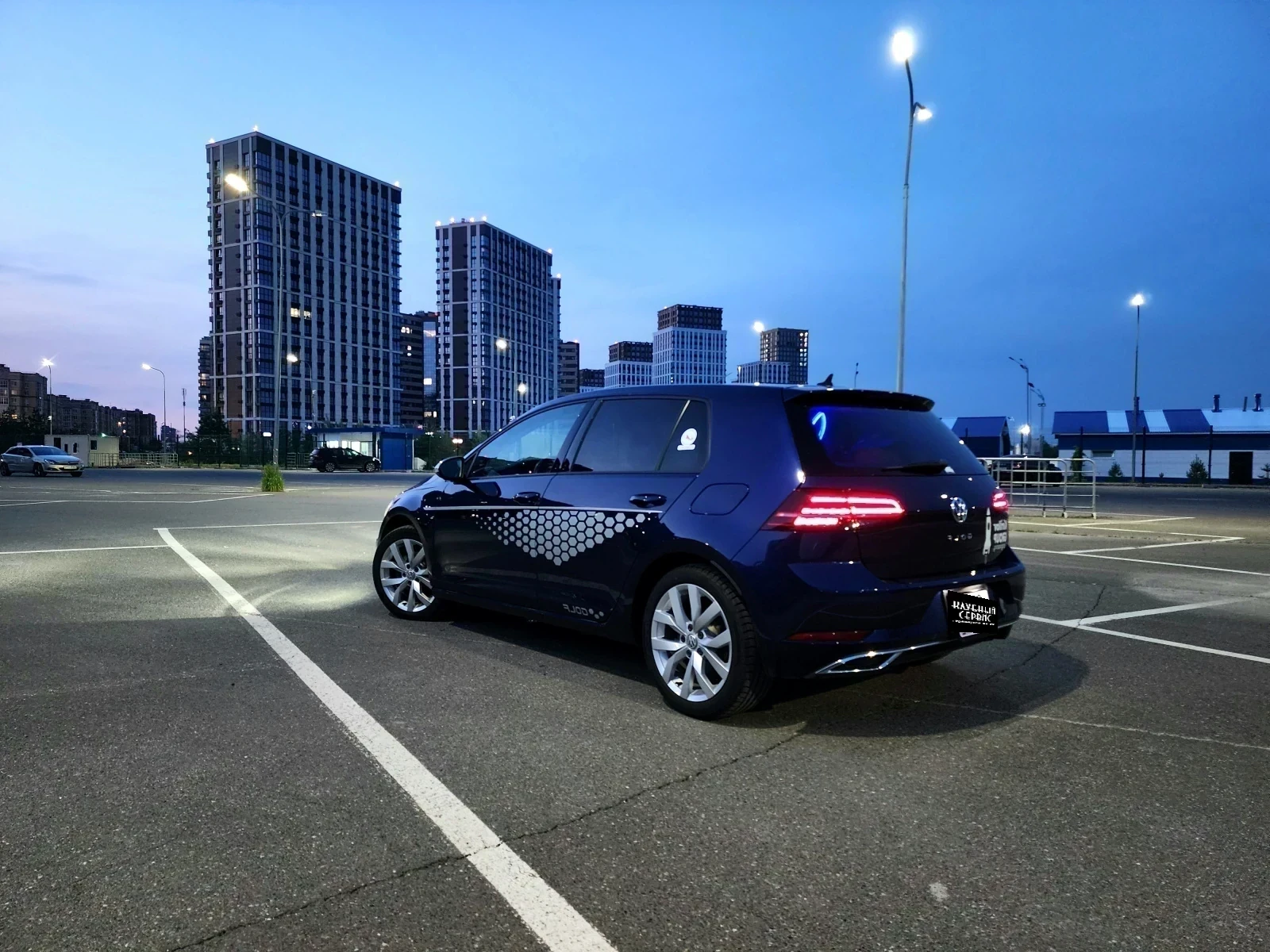 Volkswagen Golf, 2018г, передний привод, робот